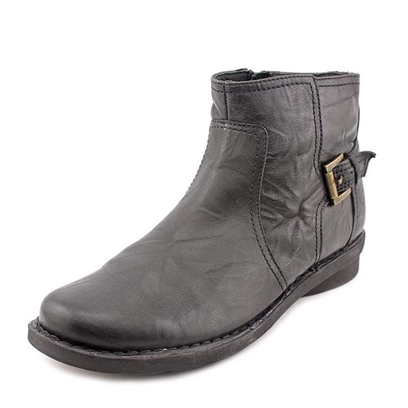 clarks nikki ankle boot